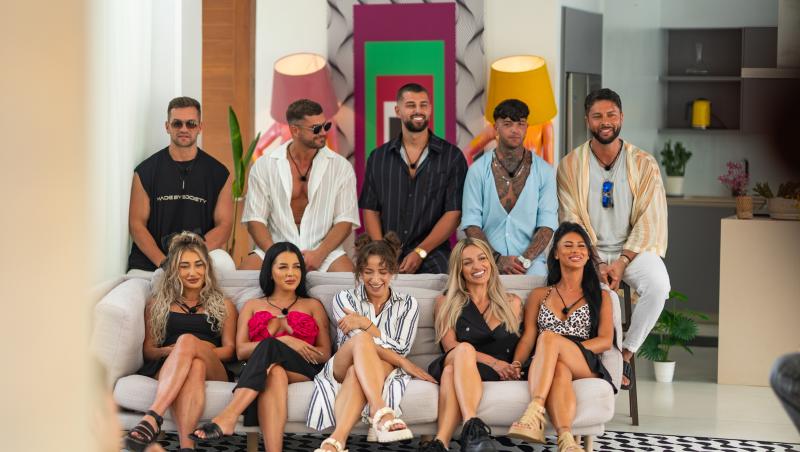 Insula Iubirii, 4 august 2025. Primul bonfire pentru băieți a adus o veste ce i-a amuțit pe toți. Alegeri neașteptate de date