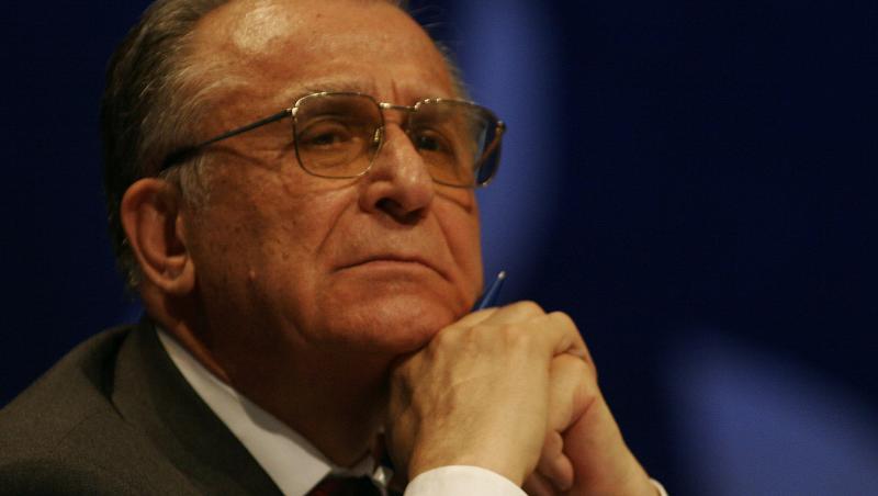 Cum arăta Ion Iliescu în tinerețe. Imagini de colecție cu regretatul Președinte al României de pe vremea studenției