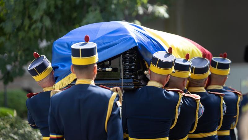 Nina Iliescu nu a participat la înmormântarea soțului său, Ion Iliescu. De ce a lipsit și de ce a fost chemat medicul de urgență