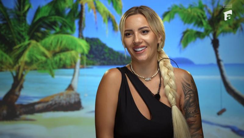 Cum arăta ispita Andrușca înainte să își pună implant fesier. Imagine rară cu ea înainte de intervenția estetică