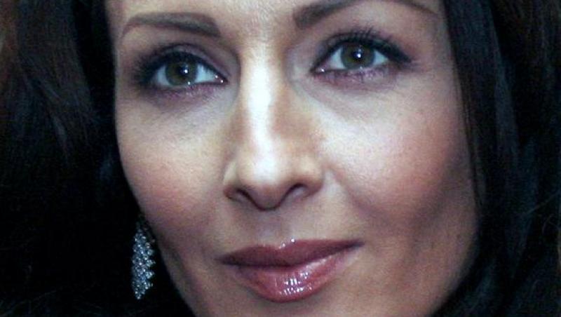 Mihaela Rădulescu s-a întors în România, în mare secret. Cum a fost surprinsă, la o lună de la decesul iubitului său