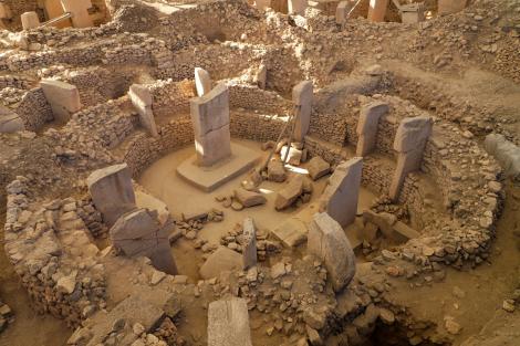 Descoperirea care poate rescrie istoria umană. Unde au găsit experții o structură cu 7.000 de ani mai veche decât Stonehenge