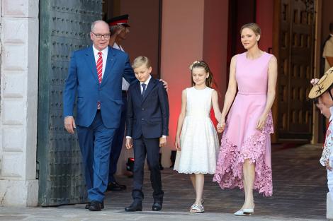 Moștenitorii Prințului Albert de Monaco au început școala. Cum au apărut Prințul Jacques și Prințesa Gabriella în uniforma școlară