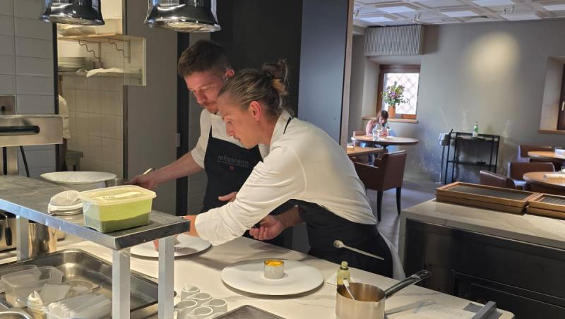 Claudiu Gherguț, câștigătorul sezonului 15 Chefi la cuțite, s-a alăturat echipei de la Retroscena, restaurantul lui Chef Richard