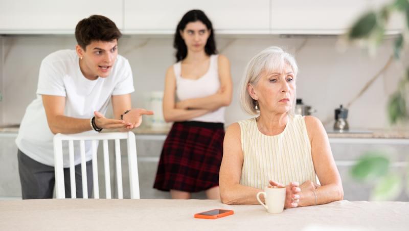 O femeie este terorizată de soacra ei. Ce aventură trăiește zilnic: „Aș putea continua la nesfârșit”