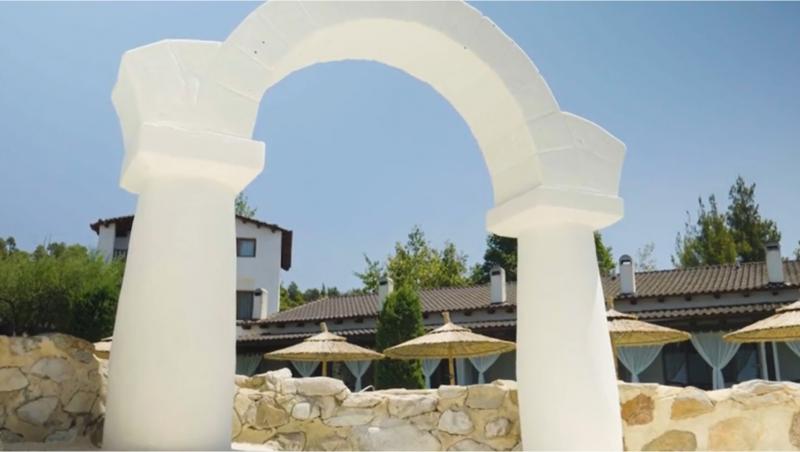 Imagini superbe de la filmările cărților de vizită din sezonul 12 Mireasa. Concurenții au rămas cu Halkidiki în suflet