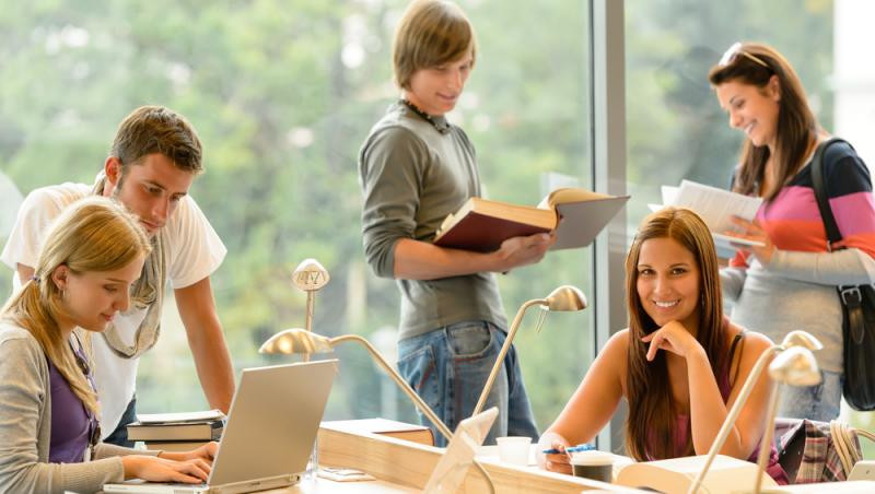 Cât plătesc studenții pe chirie în campusul Universității de Vest din Timișoara. Ce beneficii au