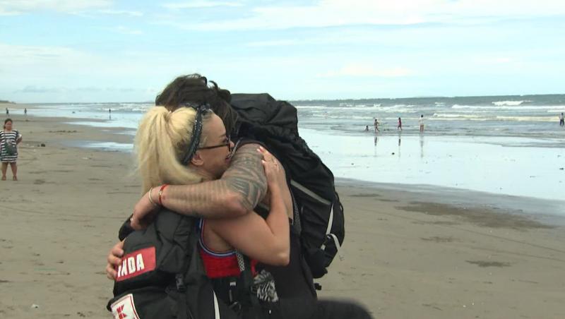 Asia Express sezonul 8, 14 septembrie 2025. Cine s-a calificat la jocul pentru Joker. Concurenții, puși să smulgă fire albe de păr