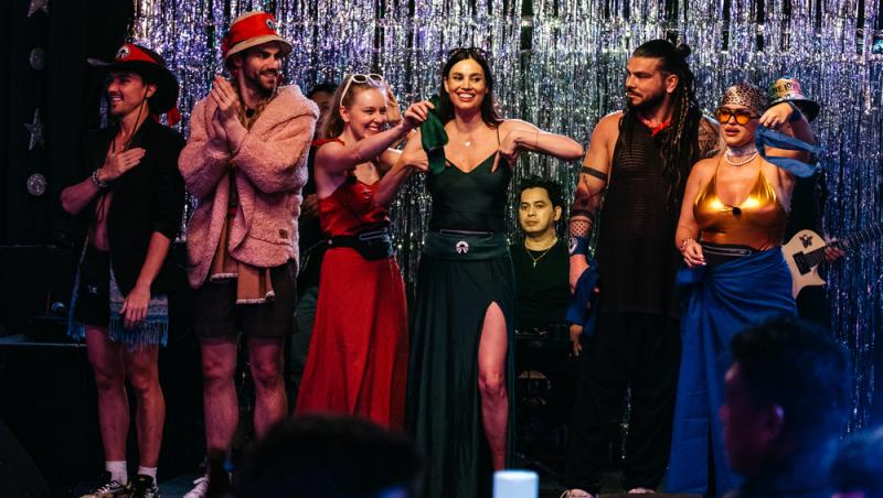 Asia Express sezonul 8, 14 septembrie 2025. Cine a câștigat prima amuletă din a doua etapă. Cum s-au descurcat echipele la karaoke