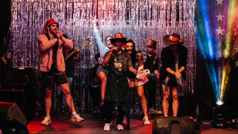 Asia Express sezonul 8, 14 septembrie 2025. Cine a câștigat prima amuletă din a doua etapă. Cum s-au descurcat echipele la karaoke