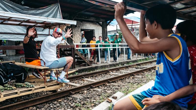 Drumul Eroilor, pe șine! Concurenții Asia Express pornesc într-o cursă cu drezina. Ce surprize aduce ediția de diseară