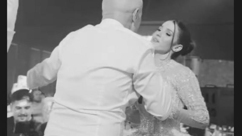 Fiica lui Mugur Mihăescu s-a căsătorit. Ce ținută demnă de covorul roșu a îmbrăcat soacra mică