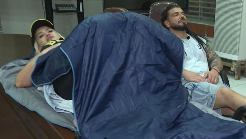 Asia Express sezonul 8, 15 septembrie 2025. Concurenții și-au căutat singuri cazare. În ce condiții au dormit Anda Adam și Joseph