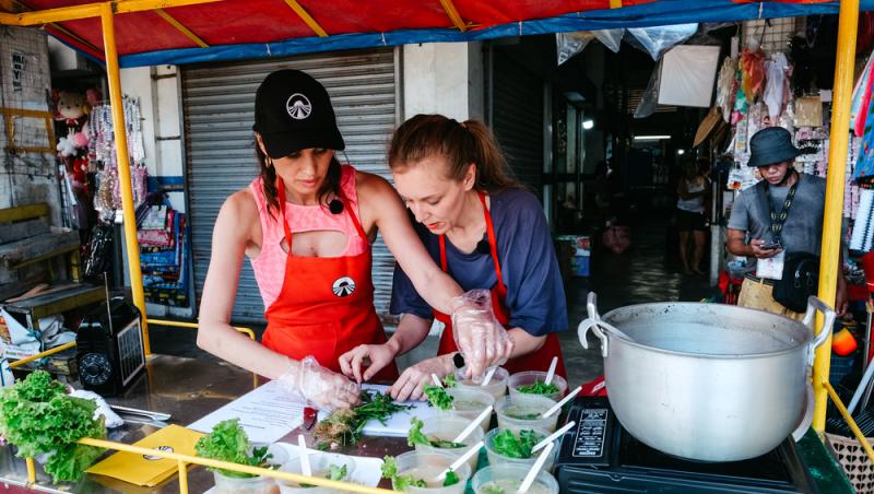 Asia Express sezonul 8, 16 septembrie 2025. Cum s-au descurcat perechile să gătească ciorbă rădăuțeană: „N-am făcut în viața mea”