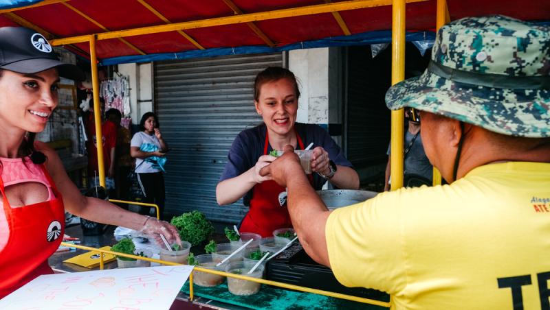 Asia Express sezonul 8, 16 septembrie 2025. Cum s-au descurcat perechile să gătească ciorbă rădăuțeană: „N-am făcut în viața mea”