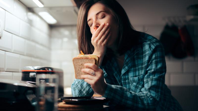 Mesele târzii, un risc pentru sănătate. Ce boală gravă s-ar putea dezvolta în timp