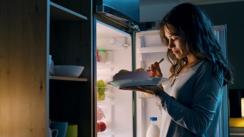 Mesele târzii, un risc pentru sănătate. Ce boală gravă s-ar putea dezvolta în timp