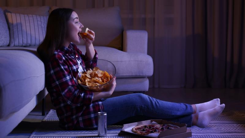 Mesele târzii, un risc pentru sănătate. Ce boală gravă s-ar putea dezvolta în timp