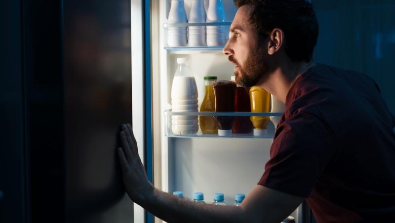 Mesele târzii, un risc pentru sănătate. Ce boală gravă s-ar putea dezvolta în timp