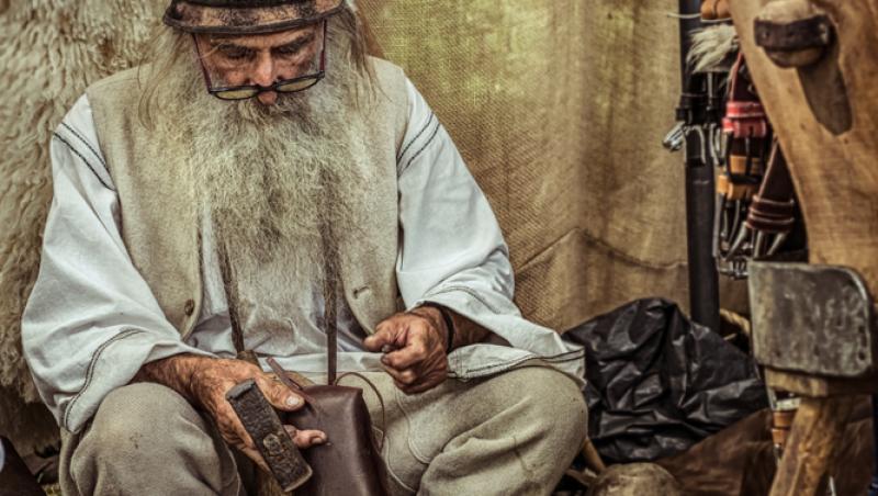 Portul românesc, din nou copiat de o casă de modă celebră: „Foarte similari, din multe puncte de vedere”