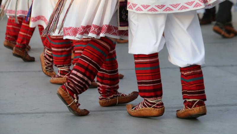 Portul românesc, din nou copiat de o casă de modă celebră: „Foarte similari, din multe puncte de vedere”