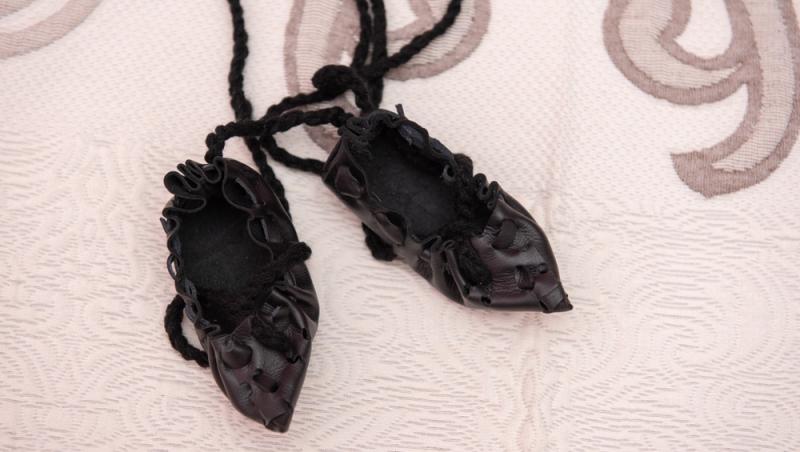 Portul românesc, din nou copiat de o casă de modă celebră: „Foarte similari, din multe puncte de vedere”