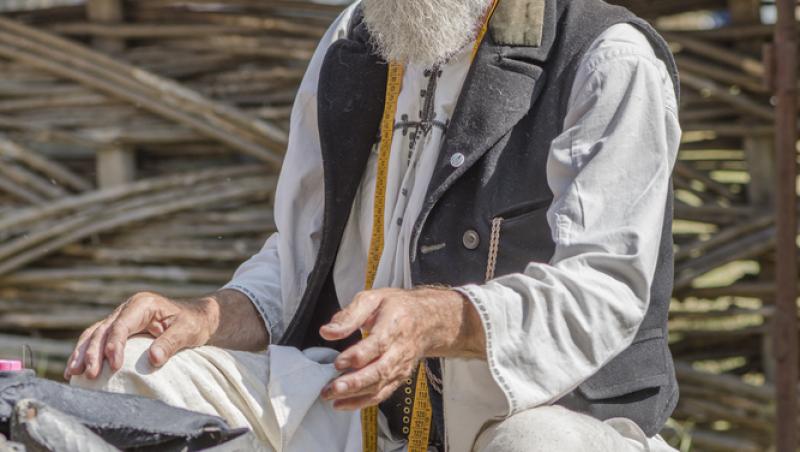 Portul românesc, din nou copiat de o casă de modă celebră: „Foarte similari, din multe puncte de vedere”