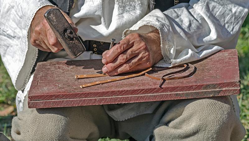 Portul românesc, din nou copiat de o casă de modă celebră: „Foarte similari, din multe puncte de vedere”