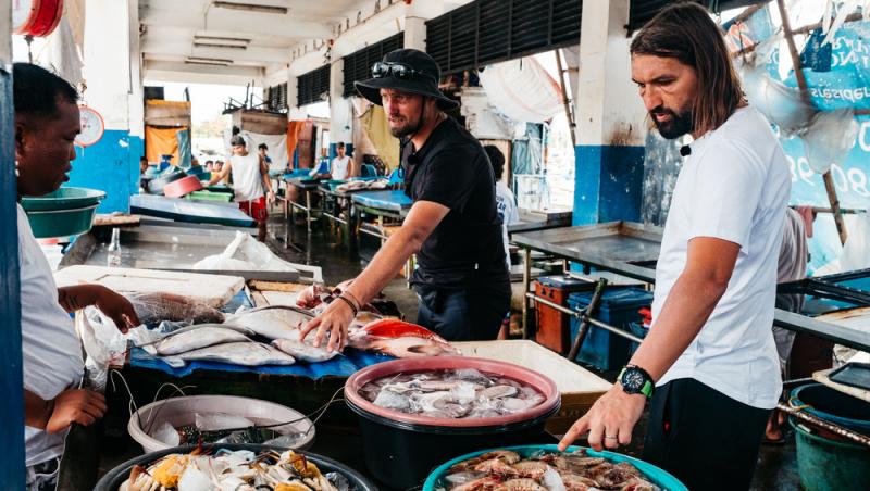 Asia Express sezonul 8, 17 septembrie 2025. Accident dureros pentru Gabi Tamaș în cursa pentru ultima șansă: „Era să-mi rup capul”