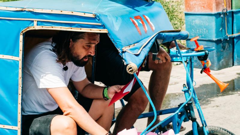 Asia Express sezonul 8, 17 septembrie 2025. Accident dureros pentru Gabi Tamaș în cursa pentru ultima șansă: „Era să-mi rup capul”