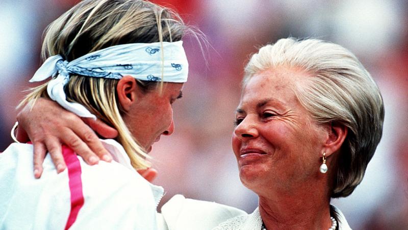 Kate Middleton, din nou în doliu. Ce mesaj subtil a transmis prin intermediul bijuteriilor alese