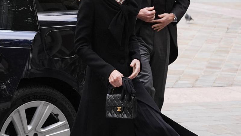 Kate Middleton, din nou în doliu. Ce mesaj subtil a transmis prin intermediul bijuteriilor alese