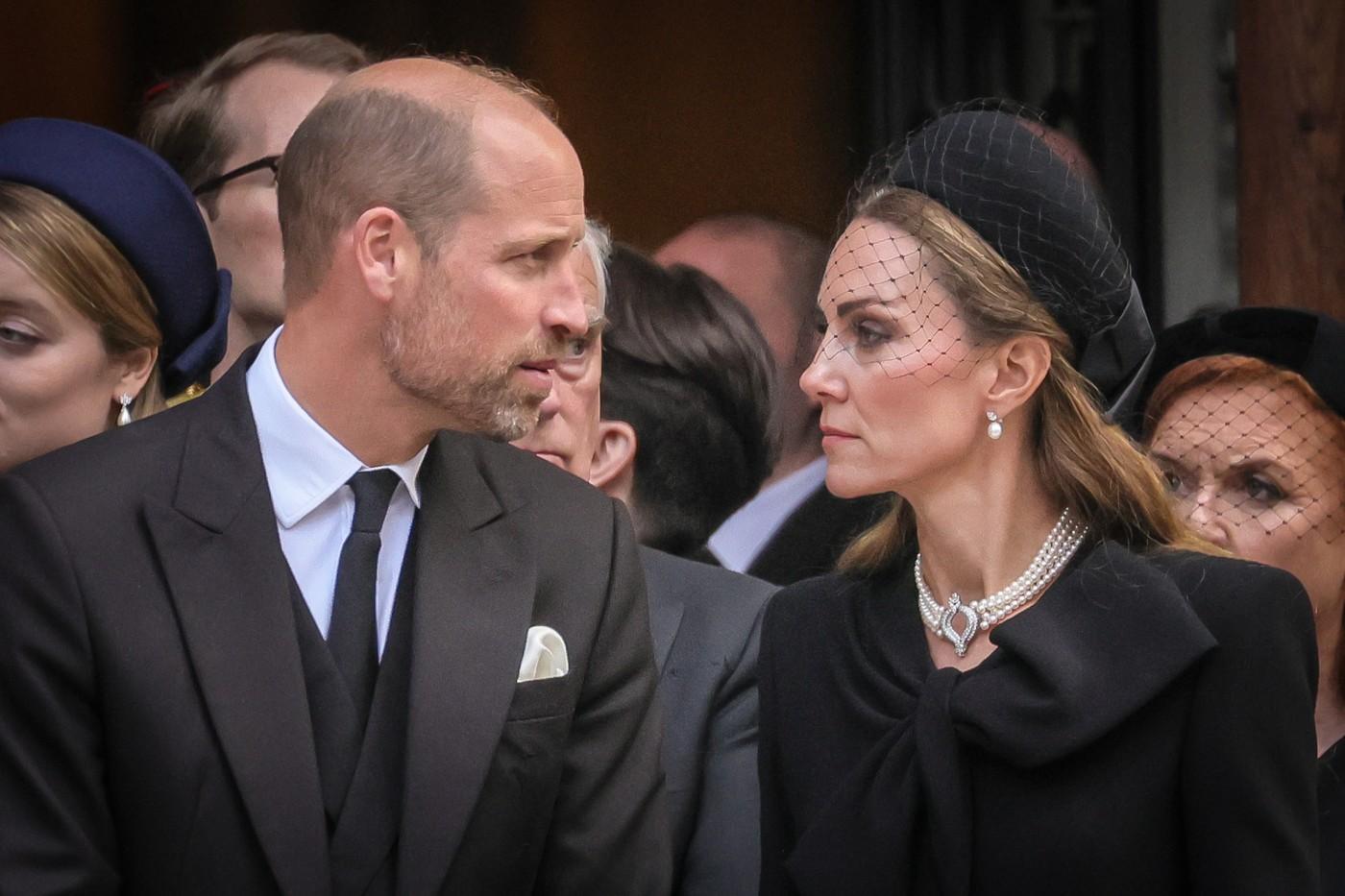 kate middleton și prințul william la funeraliile ducesei de kent