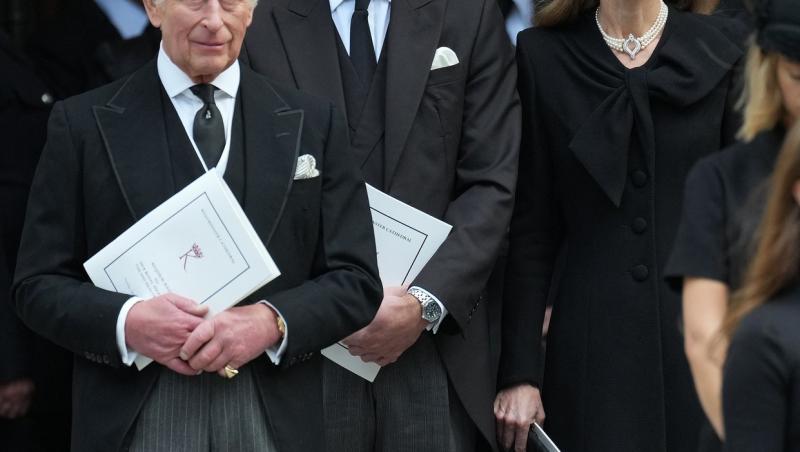 Kate Middleton, din nou în doliu. Ce mesaj subtil a transmis prin intermediul bijuteriilor alese