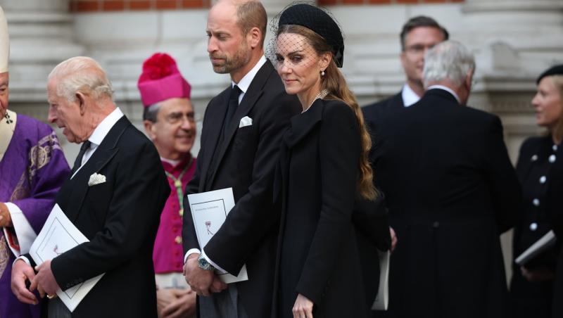 Kate Middleton, din nou în doliu. Ce mesaj subtil a transmis prin intermediul bijuteriilor alese