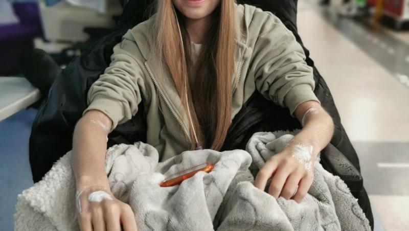 O fată tușea și a crezut că e doar o simplă răceală. Când a ajuns la spital medicul i-au pus un diagnostic dificil. Ce avea