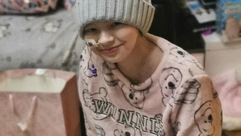 O fată tușea și a crezut că e doar o simplă răceală. Când a ajuns la spital medicul i-au pus un diagnostic dificil. Ce avea