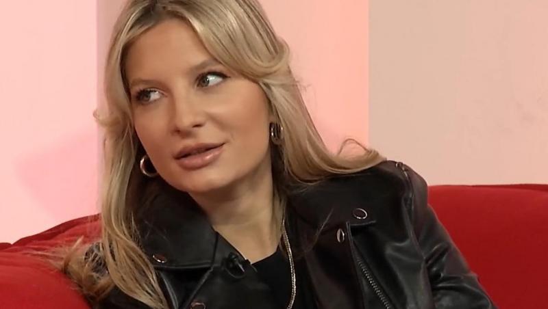 Cum arată Ana Baniciu în costum de baie. Artista a plecat în prima vacanță alături de soțul și băiețelul lor: „Am avut emoții”