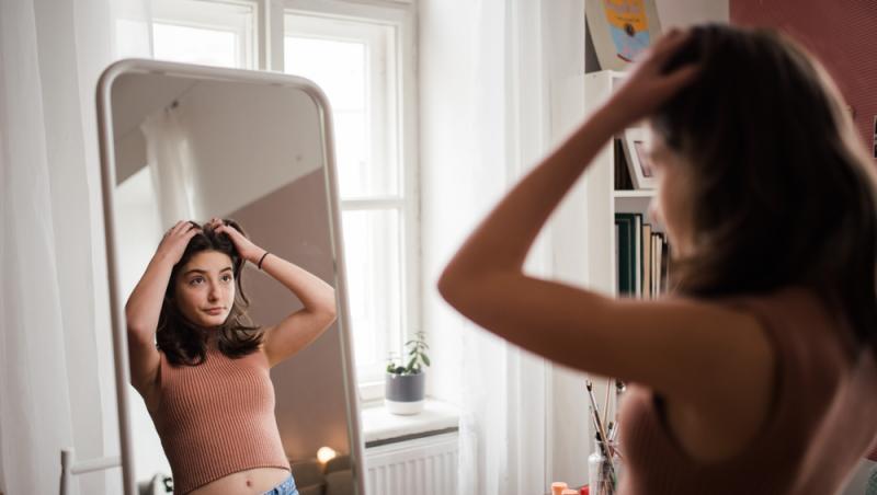 Oglinzile rotunde, un element de rău augur în casă. În ce mod pot influența energiile din cămin