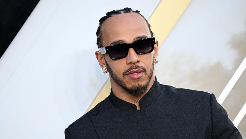 Cine este femeia alături de care a fost surprins Lewis Hamilton. Cei doi au ieșit la plimbare într-un bolid de 2 miloane de dolari