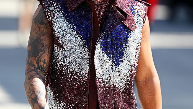 Cine este femeia alături de care a fost surprins Lewis Hamilton. Cei doi au ieșit la plimbare într-un bolid de 2 miloane de dolari