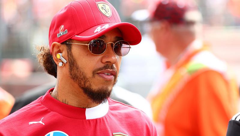 Cine este femeia alături de care a fost surprins Lewis Hamilton. Cei doi au ieșit la plimbare într-un bolid de 2 miloane de dolari