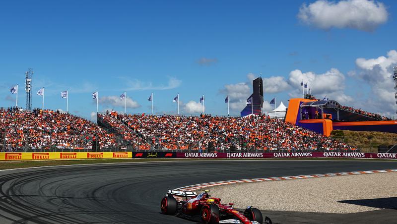 Cine este femeia alături de care a fost surprins Lewis Hamilton. Cei doi au ieșit la plimbare într-un bolid de 2 miloane de dolari