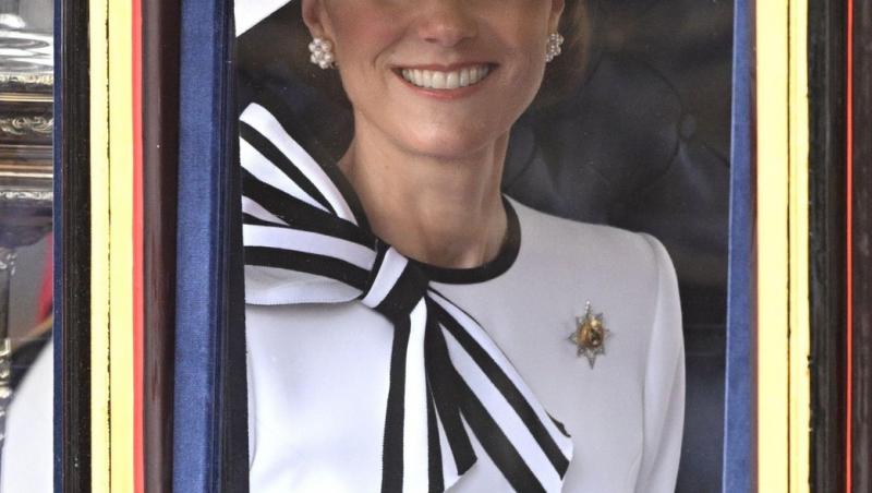 Kate Middleton și Prințul William, de mână la Banchetul de stat. Ce detalii au atras, în schimb, atenția specialiștilor regali