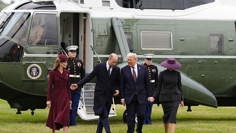 Melania și Donald Trump nu au făcut reverența în fața suveranilor Marii Britanii. De ce cuplul prezidențial a încălcat protocolul