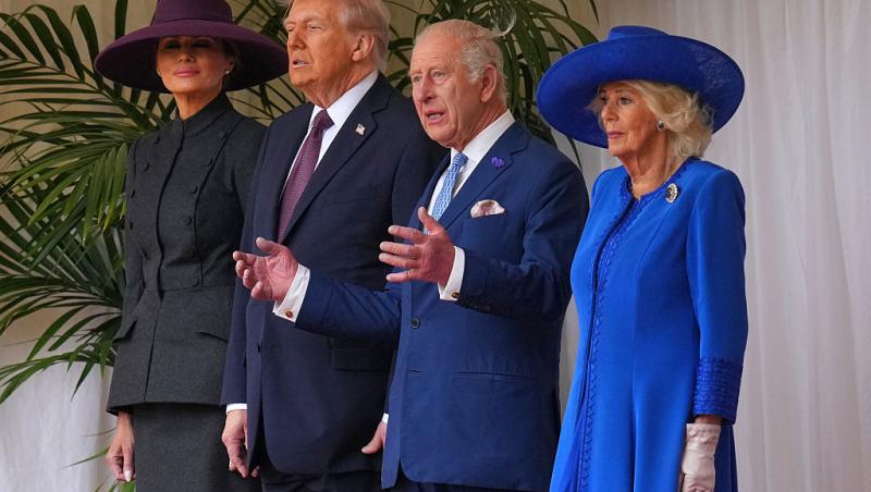 Melania și Donald Trump nu au făcut reverența în fața suveranilor Marii Britanii. De ce cuplul prezidențial a încălcat protocolul