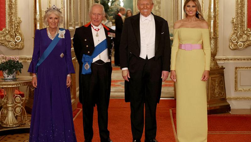 Melania și Donald Trump nu au făcut reverența în fața suveranilor Marii Britanii. De ce cuplul prezidențial a încălcat protocolul