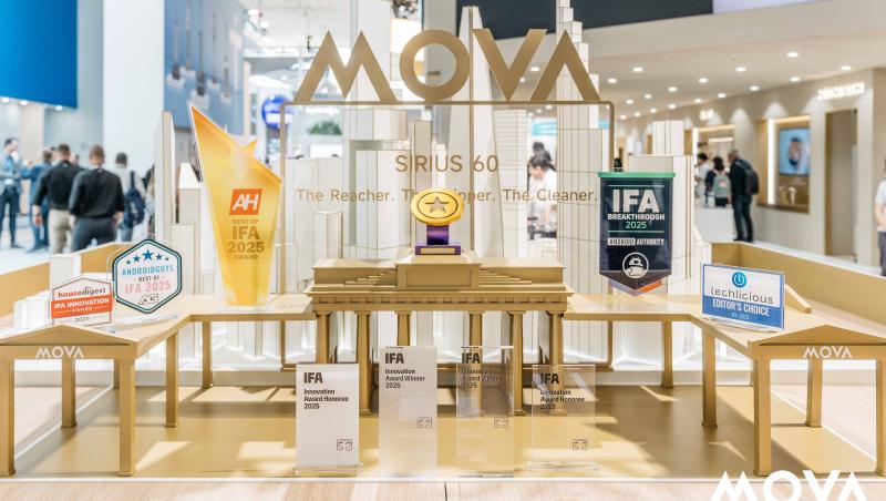 O poză cu premiile MOVA