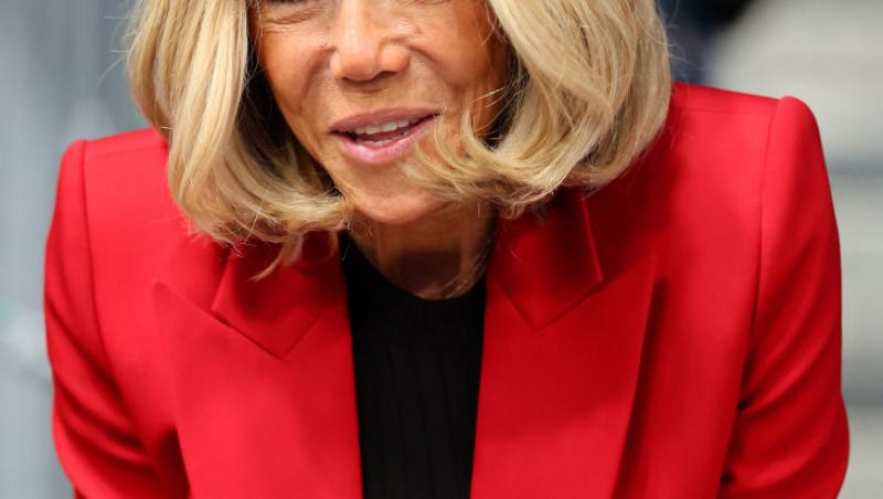 Continuă procesul lui Brigitte Macron împotriva femeilor care susțin că e bărbat. Cum se apără Prima Doamnă a Franței