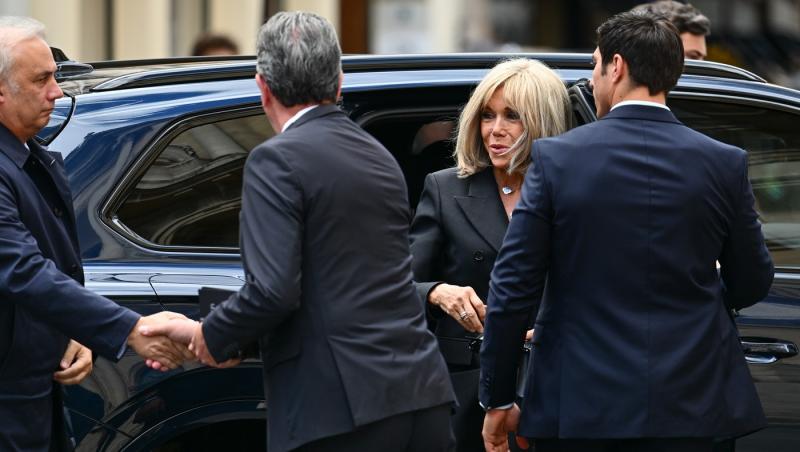 Continuă procesul lui Brigitte Macron împotriva femeilor care susțin că e bărbat. Cum se apără Prima Doamnă a Franței